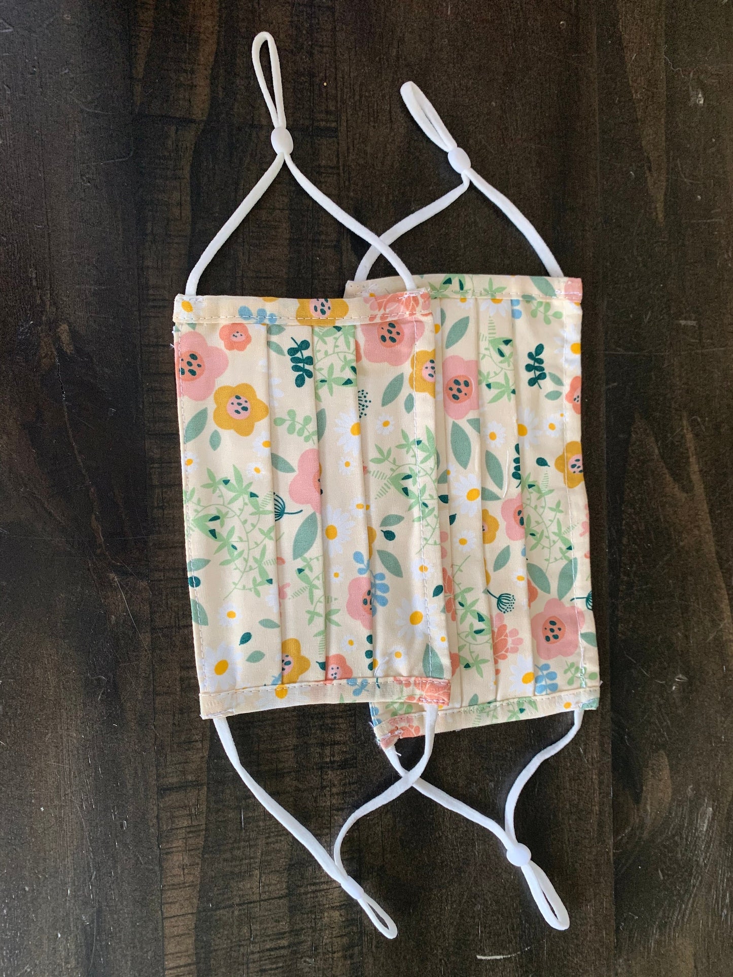 Face Mask with Nose Wire Adjustable Ear Loops Covering Fabric Washable 100% Adult Breathable Three Layer Floral Reusable For Women and kids